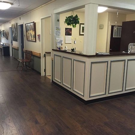 The Sanctuary Inn And Art Gallery Ellsworth Extérieur photo